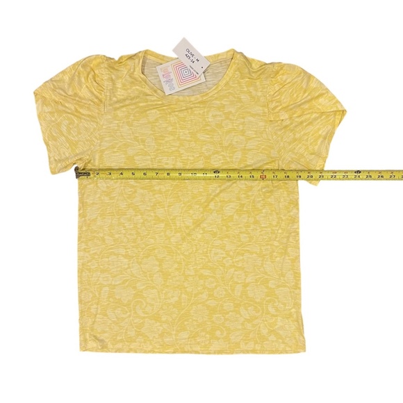 NWT LuLaRoe Olive Tulip Sleeved Stretch Fit Yellow Women’s Size M - Picture 3 of 6